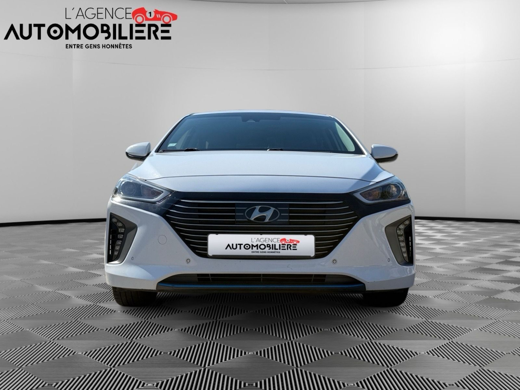 Hyundai IONIQ — 2