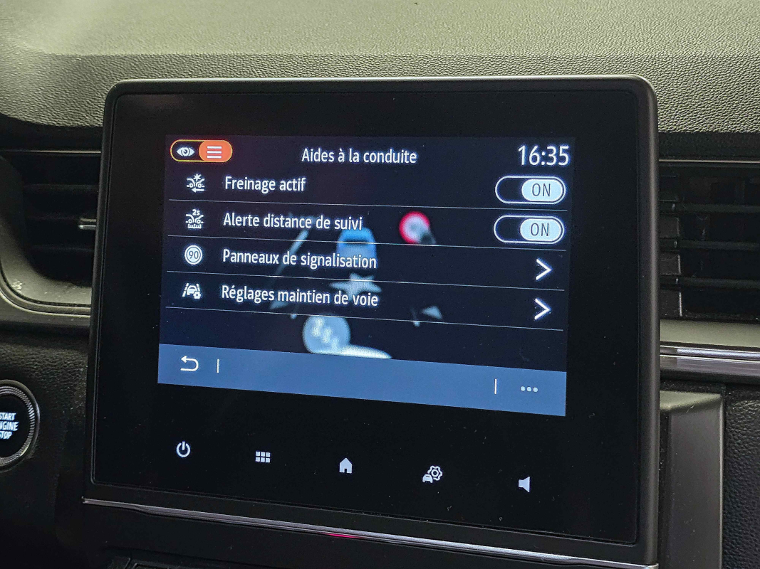 Renault CAPTUR II — 31