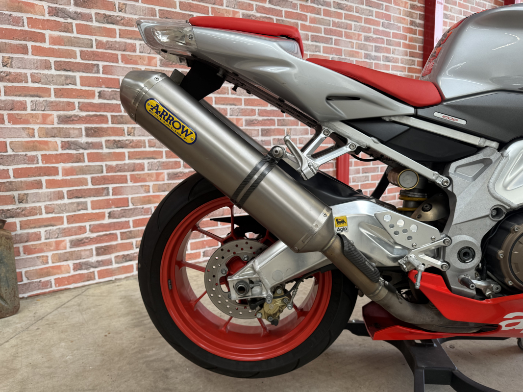 Aprilia RSV — 13