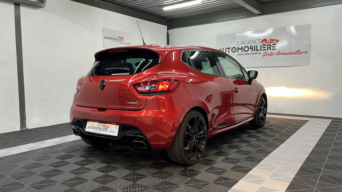 Renault Clio — 6