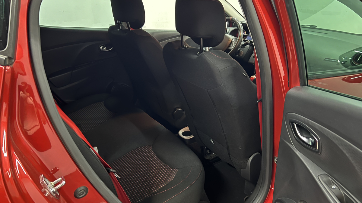 Renault Clio — 13