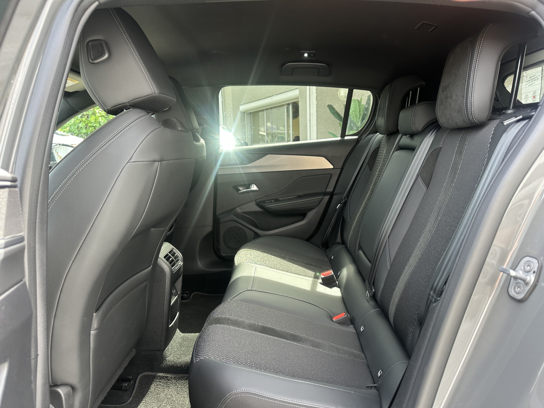 Peugeot 308 — 14