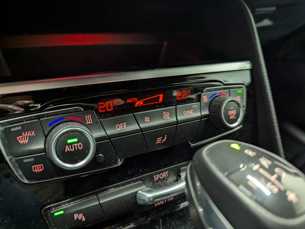Bmw Série 2 — 22