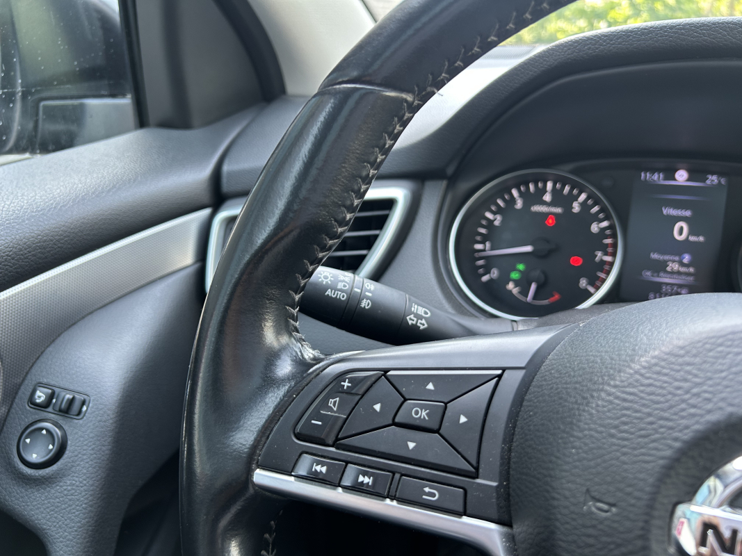 Nissan Qashqai — 16