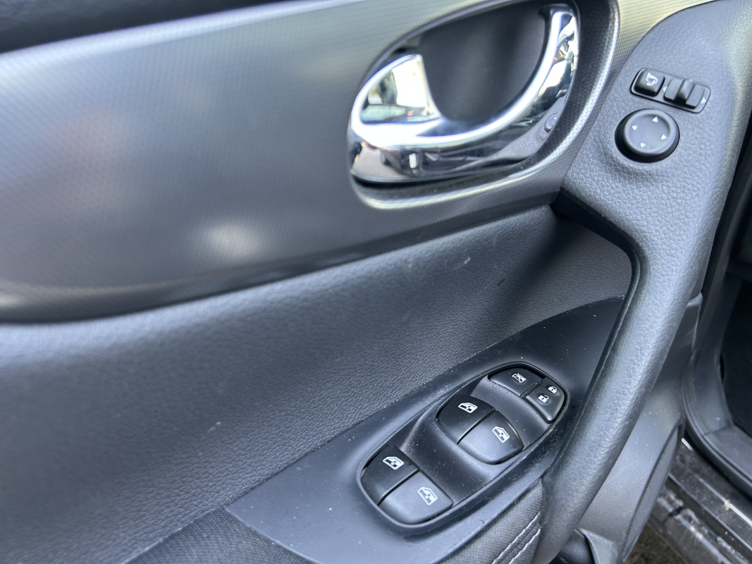 Nissan Qashqai — 13