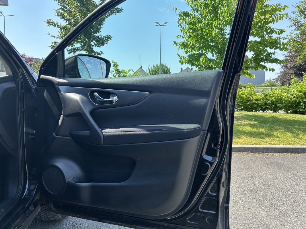 Nissan Qashqai — 32