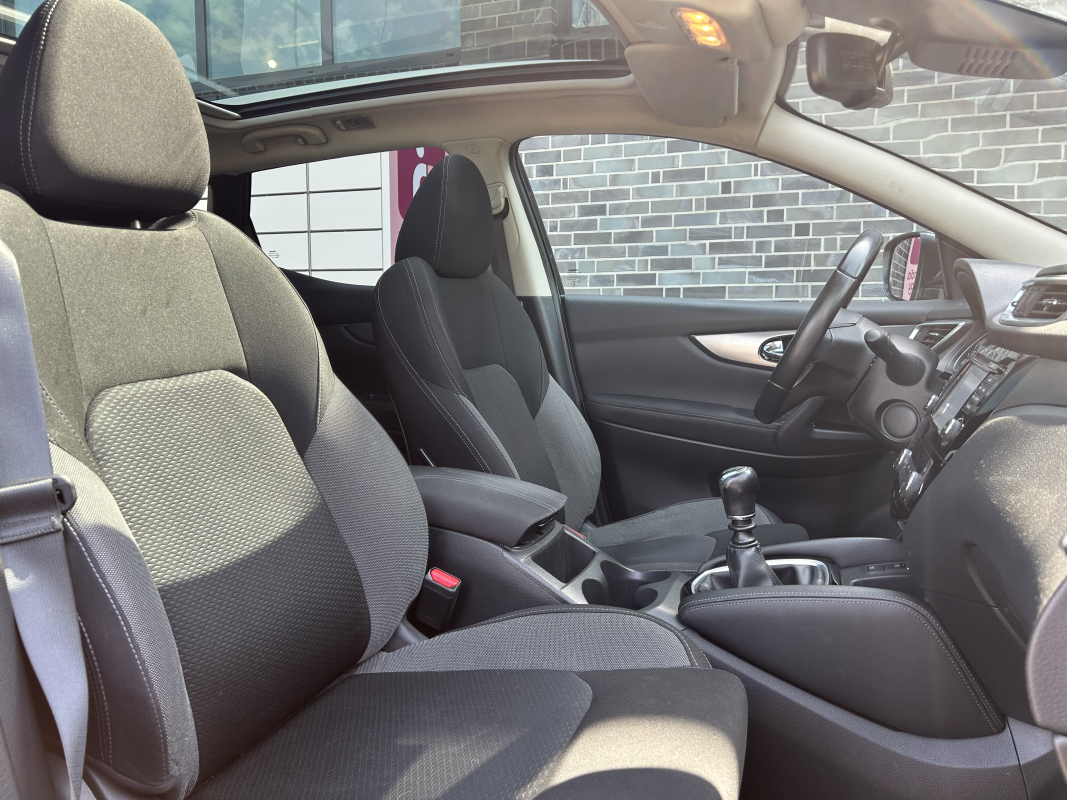 Nissan Qashqai — 33