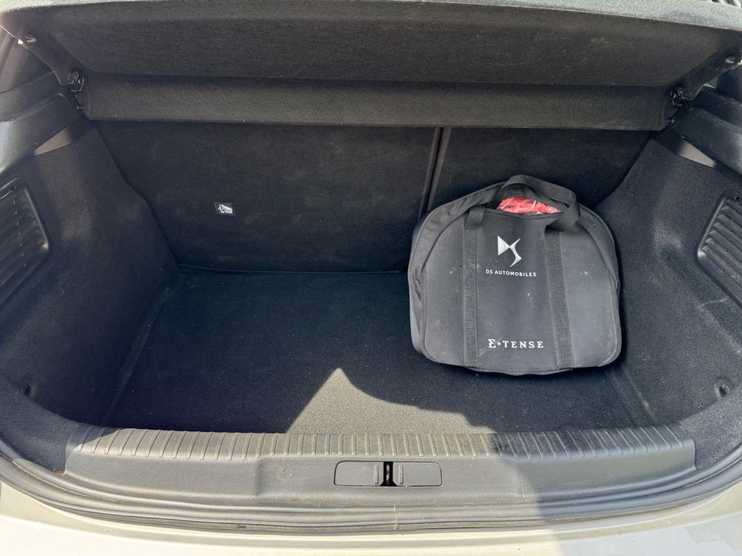 Citroen DS — 19