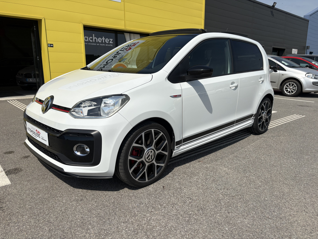 Volkswagen UP — 2