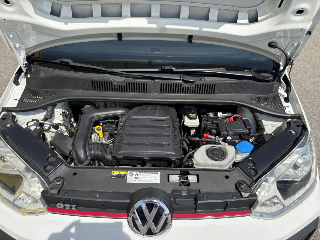 Volkswagen UP — 19