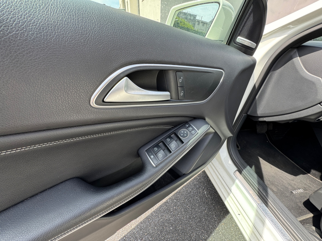 Mercedes Classe A — 14