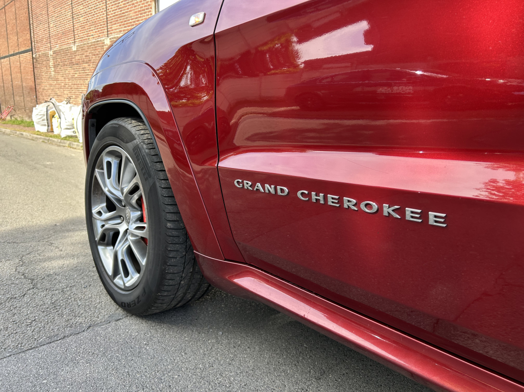 Jeep Grand Cherokee — 12