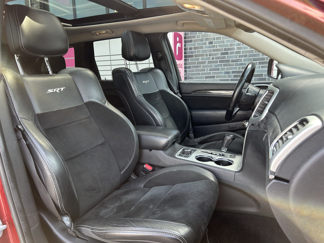 Jeep Grand Cherokee — 38