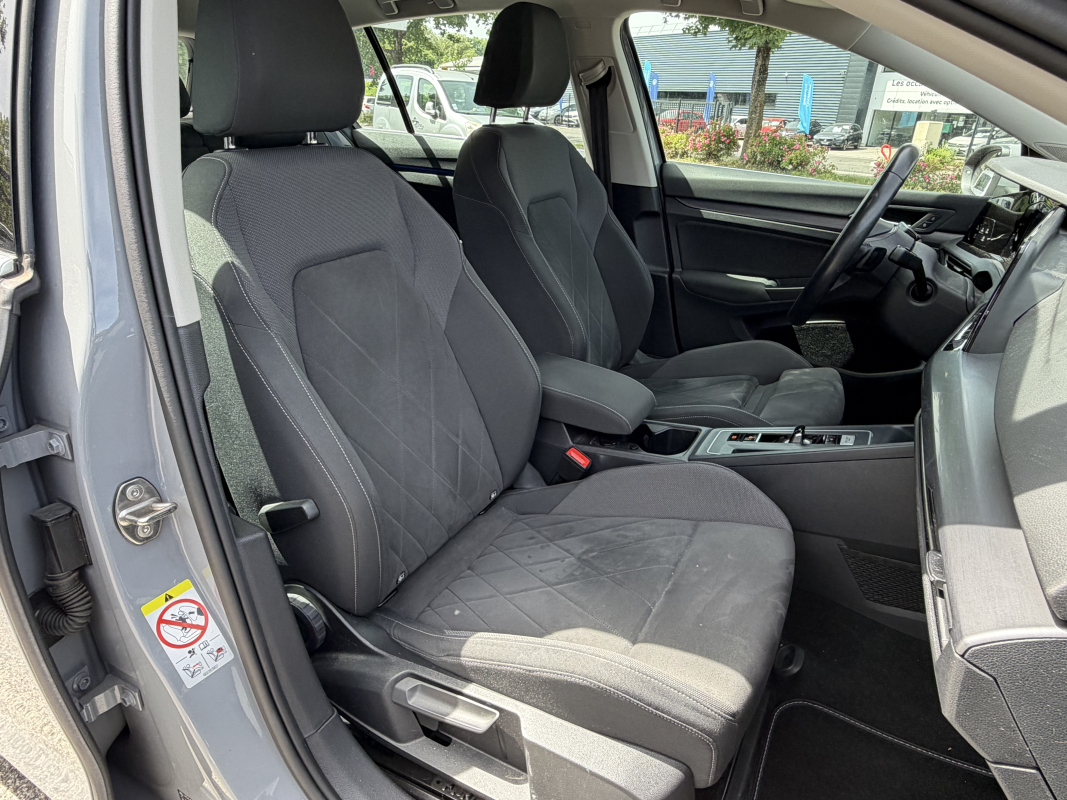 Volkswagen Golf — 12
