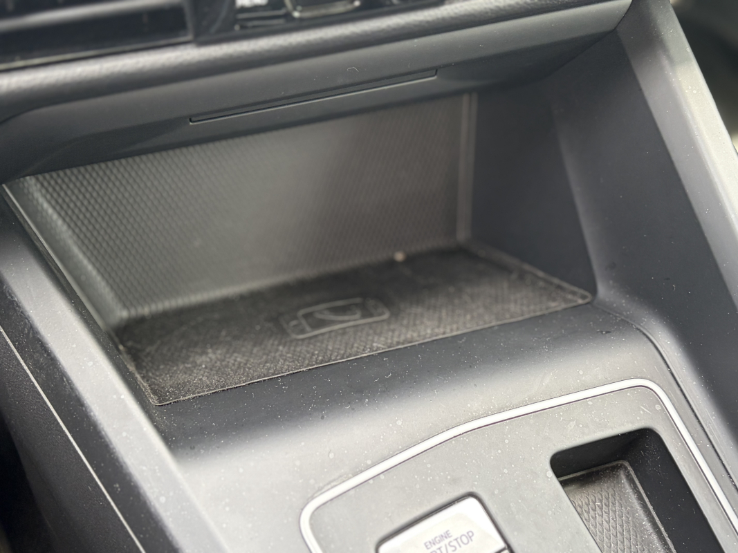 Volkswagen Golf — 17