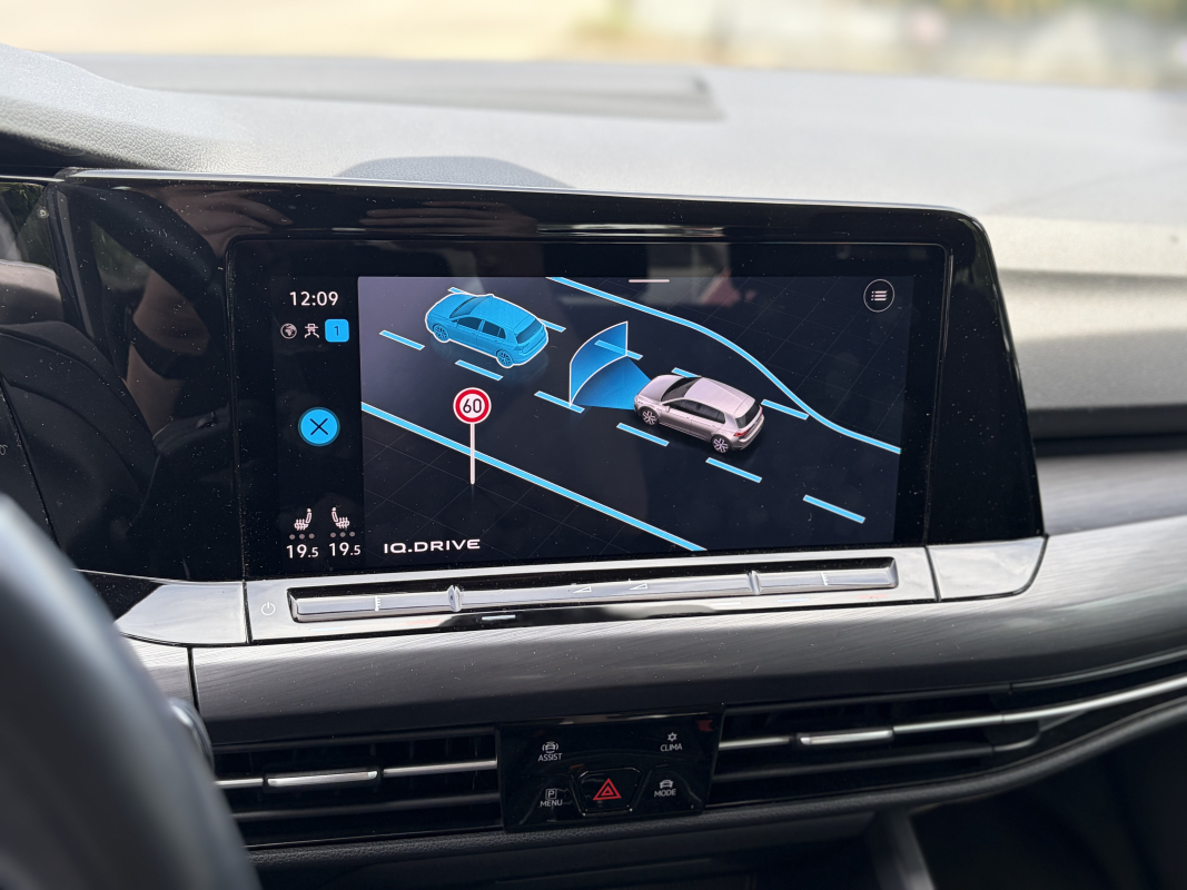 Volkswagen Golf — 29