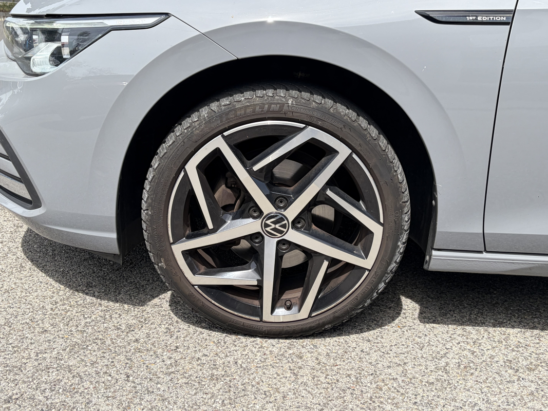 Volkswagen Golf — 36