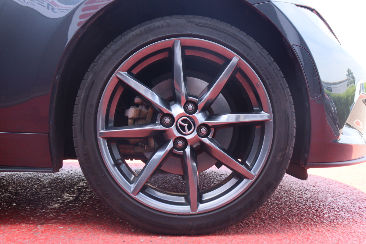 Mazda MX5 — 32