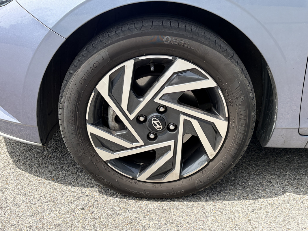 Hyundai i20 — 24