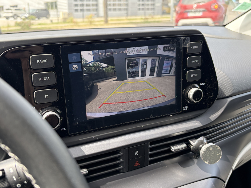 Hyundai i20 — 12