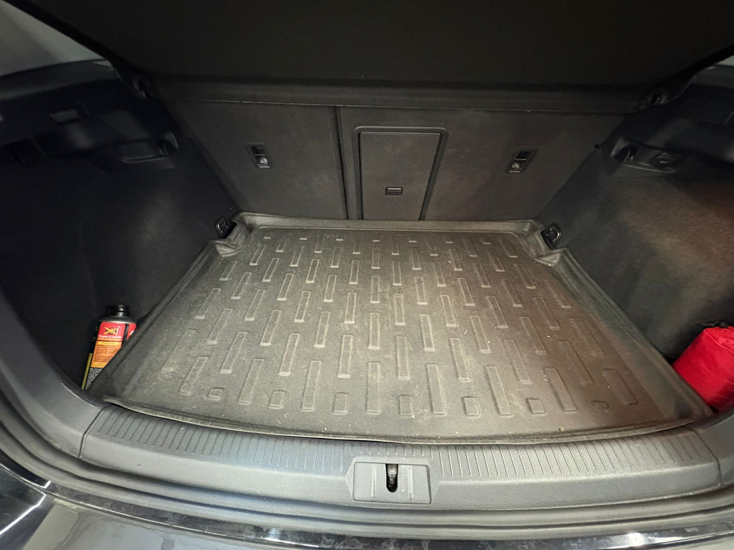 Volkswagen Golf — 10