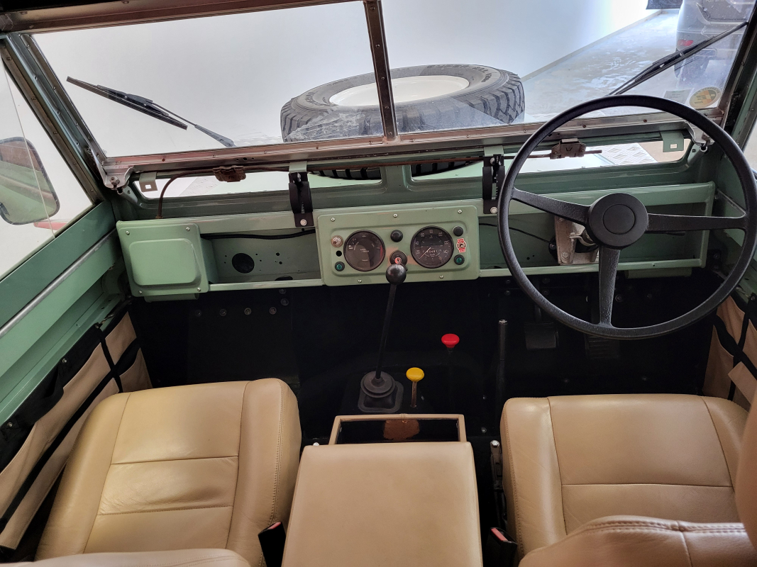 Land Rover Range Rover — 11
