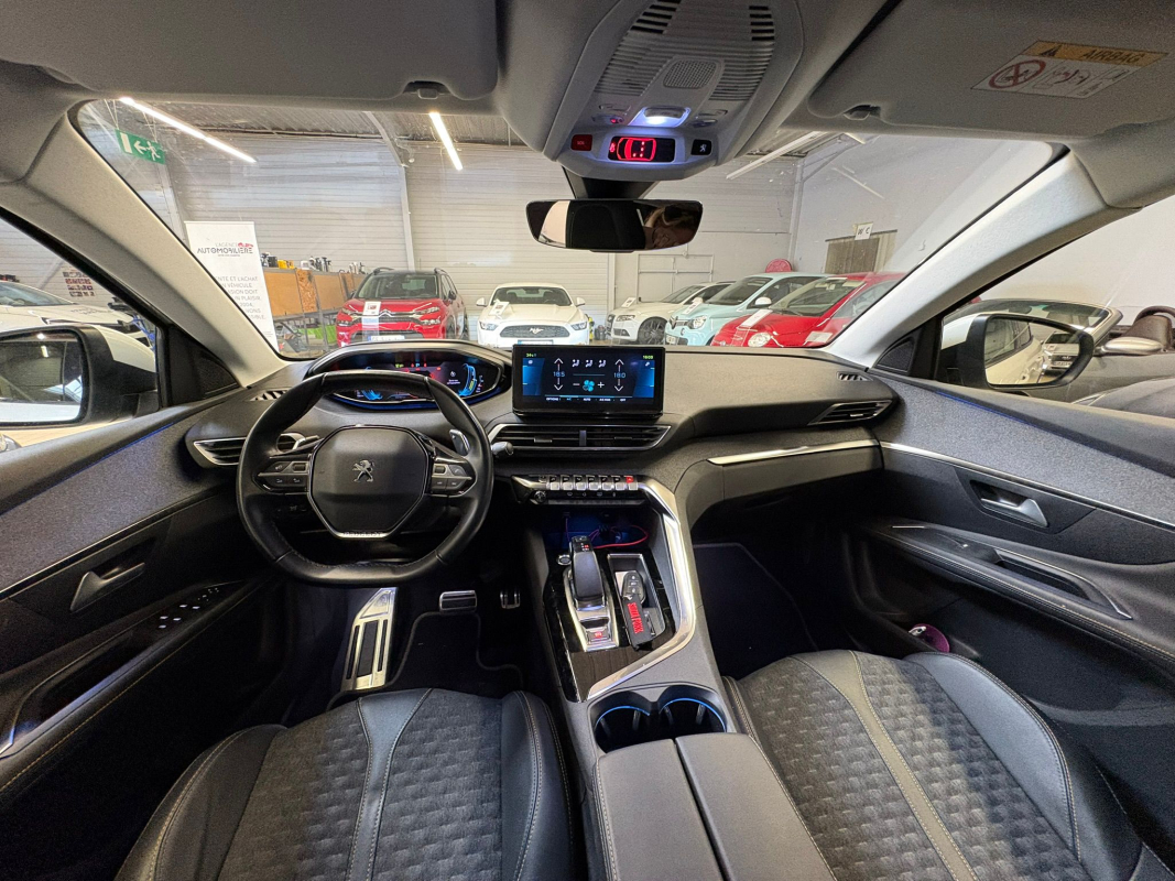 Peugeot 3008 — 15
