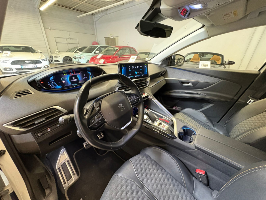 Peugeot 3008 — 17