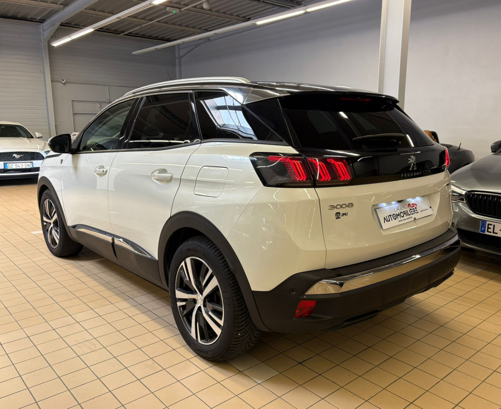 Peugeot 3008 — 10