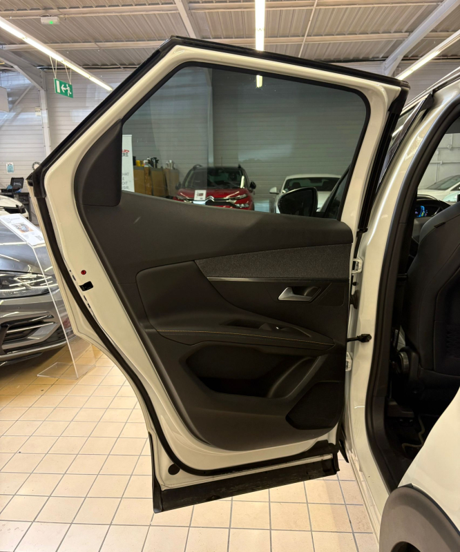 Peugeot 3008 — 27