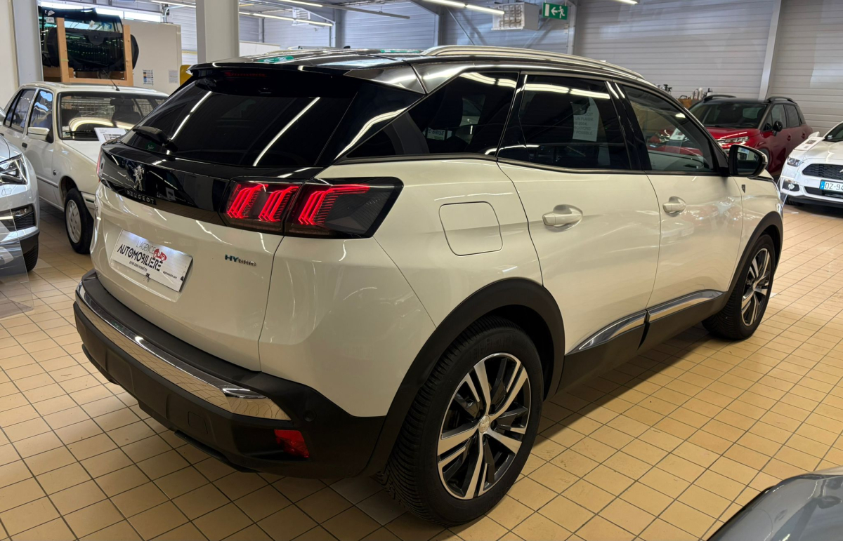 Peugeot 3008 — 5