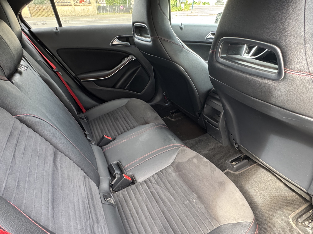 Mercedes Classe A — 24