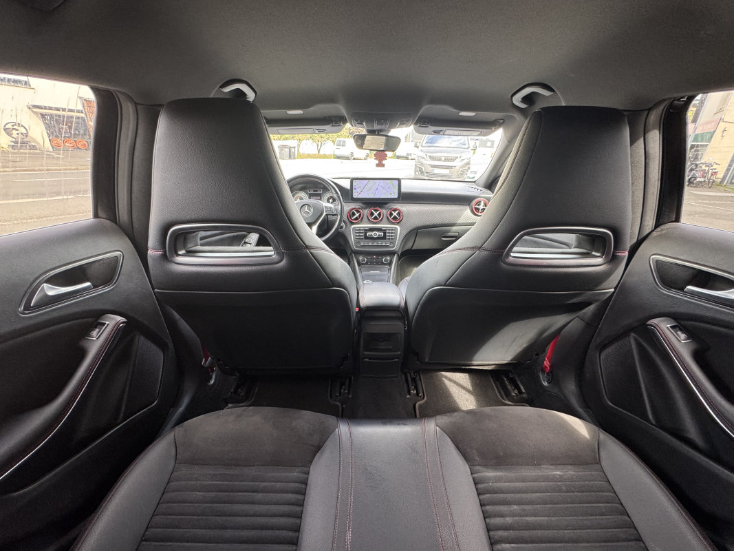 Mercedes Classe A — 27