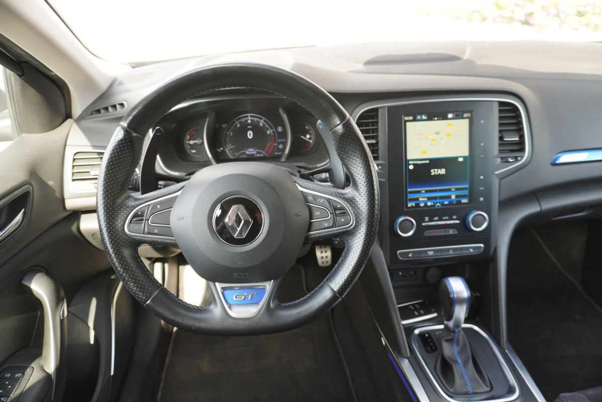 Renault Megane — 14