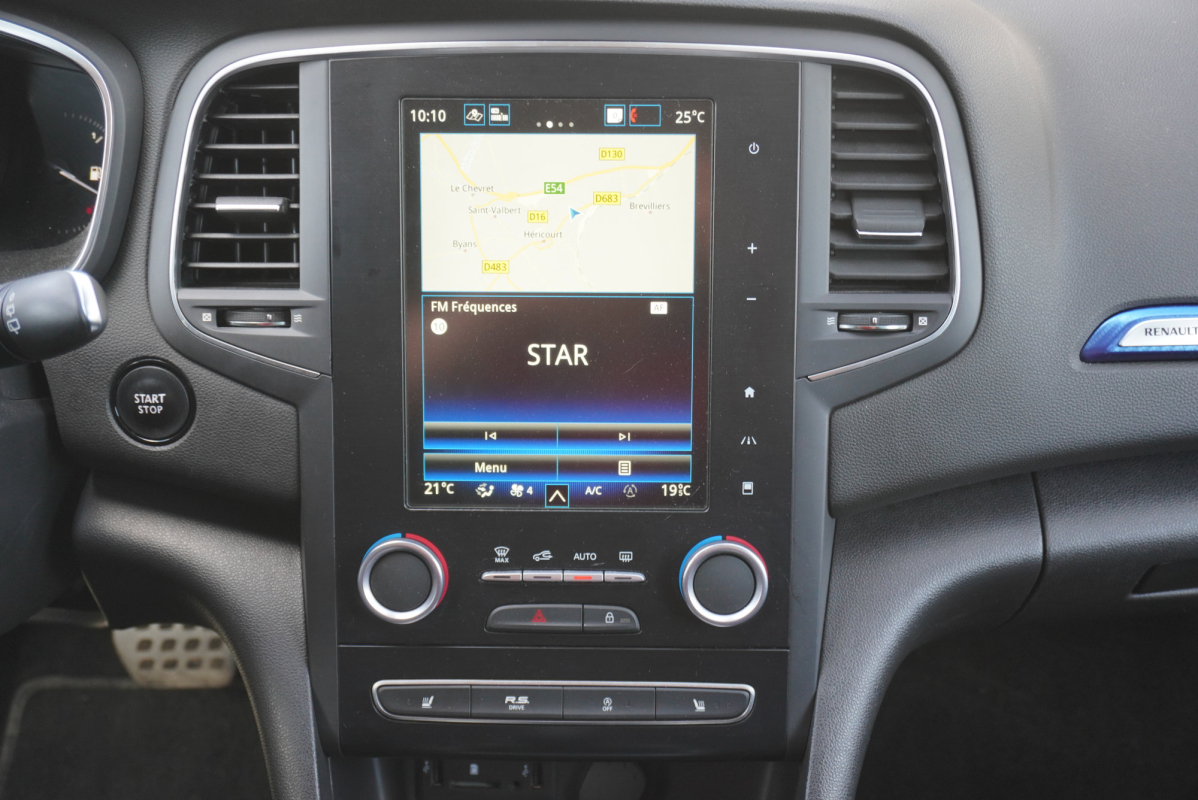 Renault Megane — 16