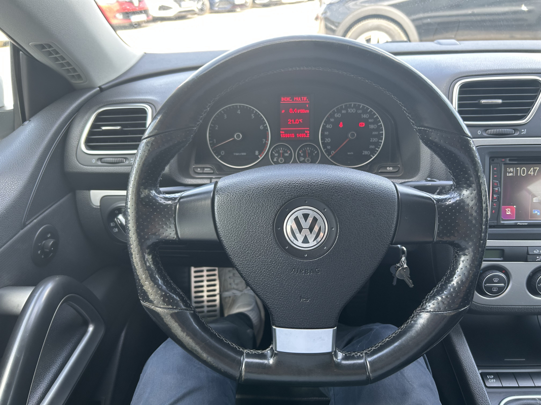 Volkswagen Scirocco — 17