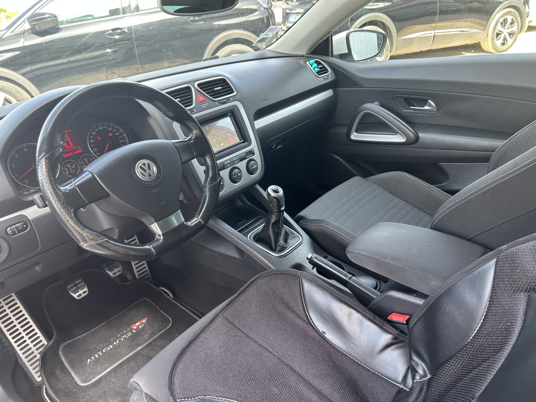 Volkswagen Scirocco — 14