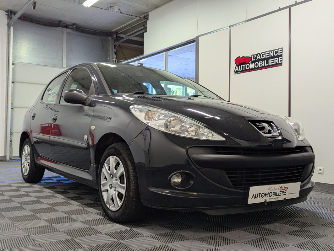 Peugeot 206+ — 3