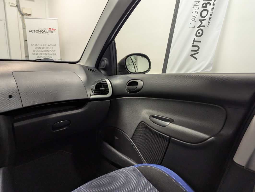 Peugeot 206+ — 10