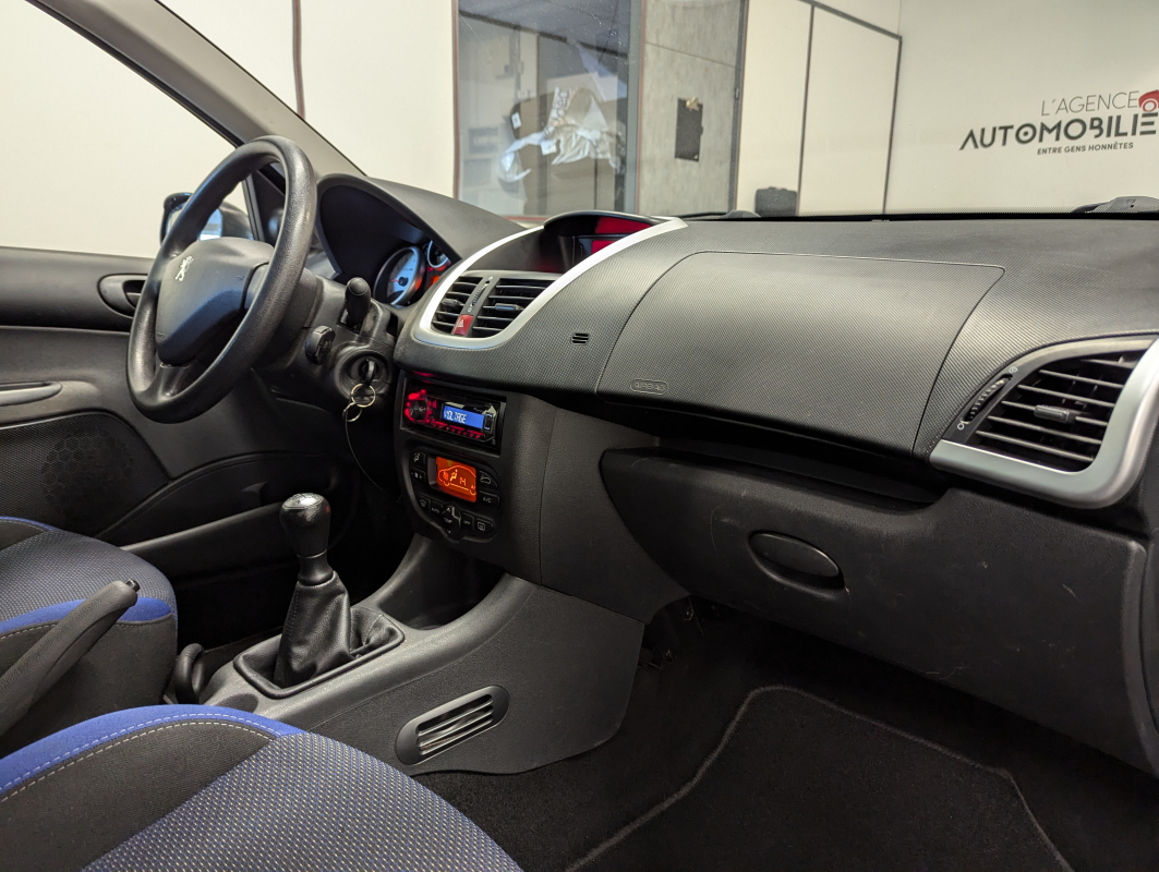 Peugeot 206+ — 11