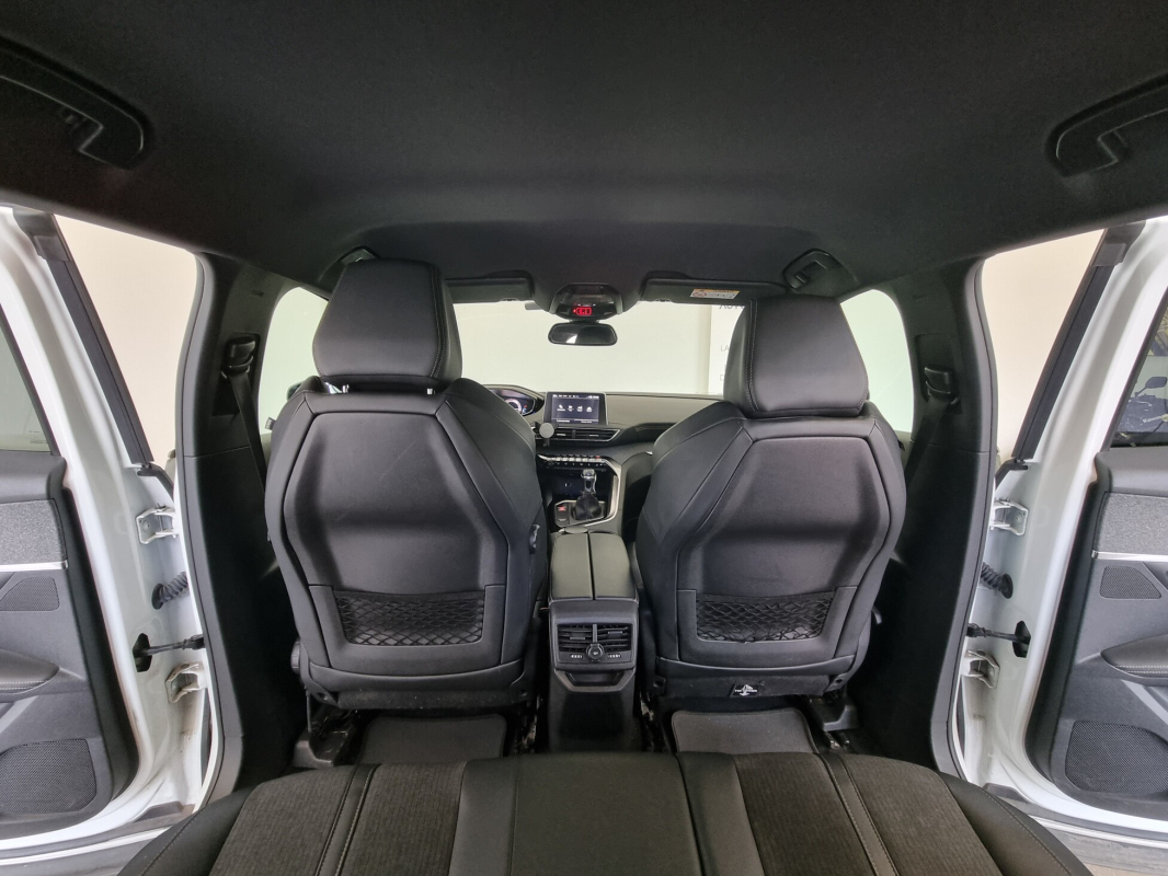 Peugeot 3008 — 16
