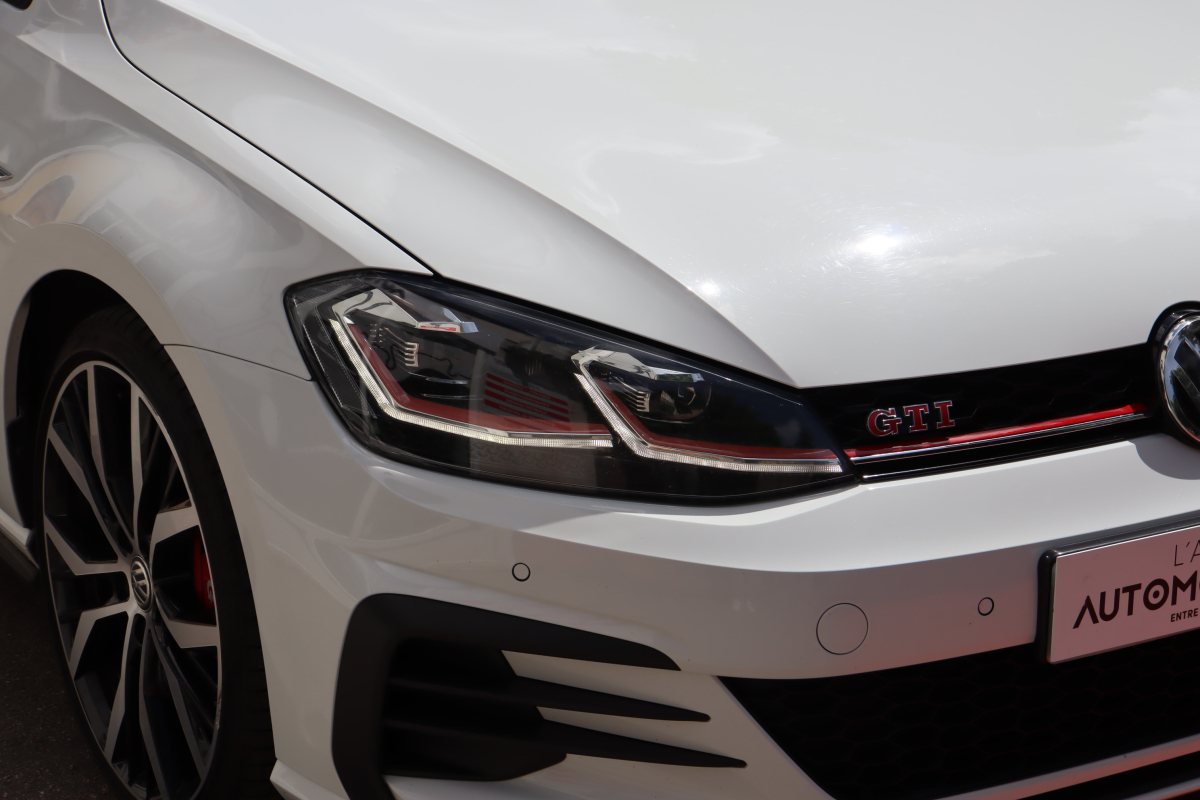 Volkswagen Golf — 34
