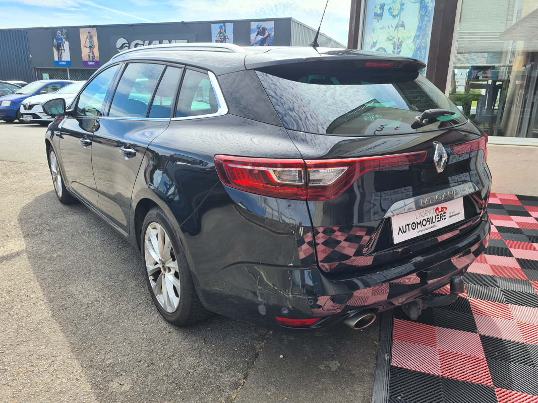 Renault Megane Estate — 3