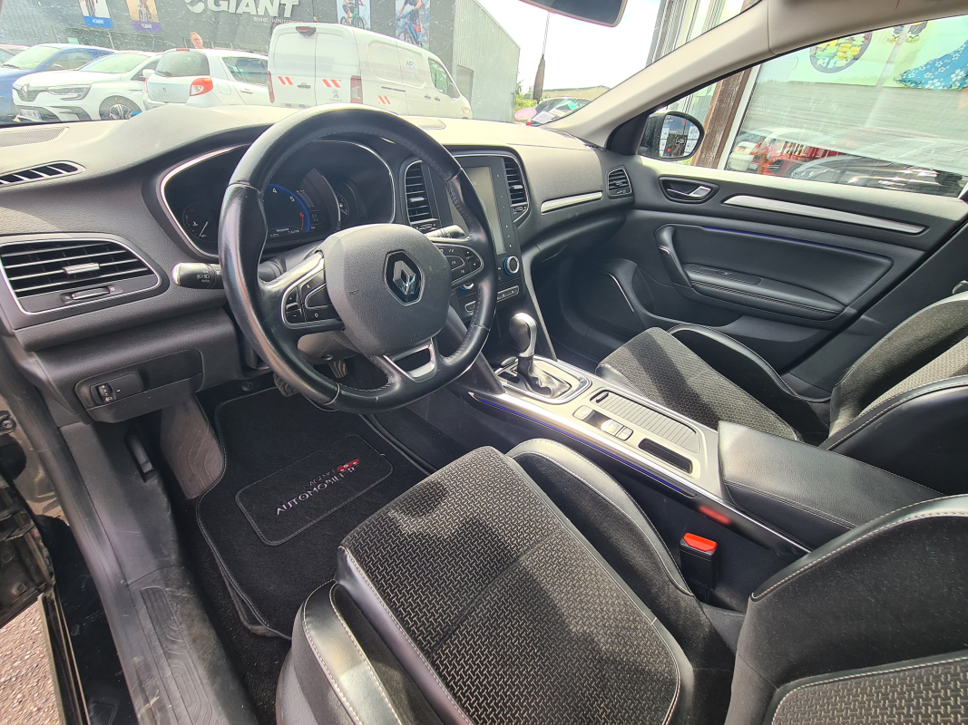 Renault Megane Estate — 8