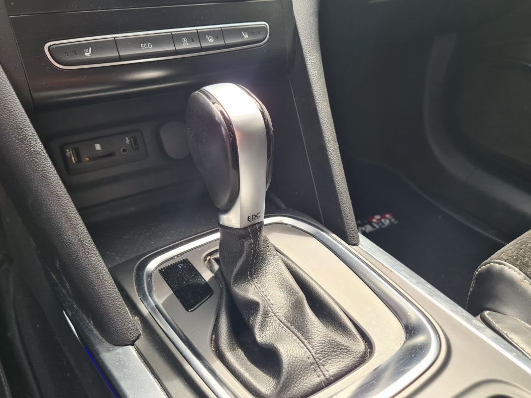 Renault Megane Estate — 17