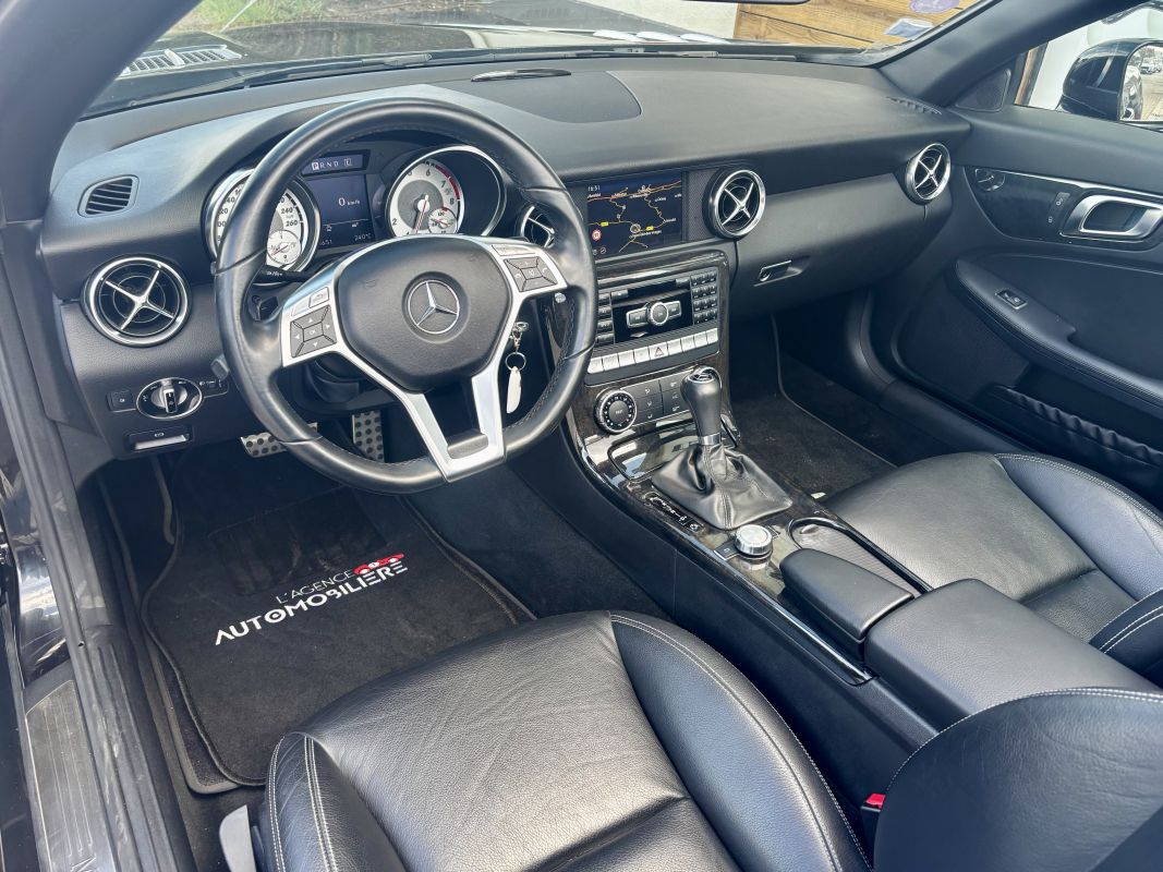 Mercedes SLK — 13