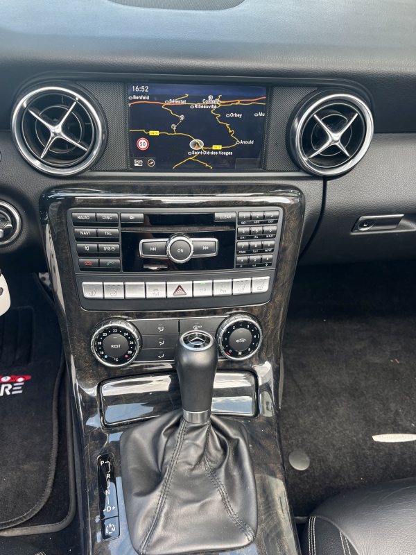 Mercedes SLK — 24