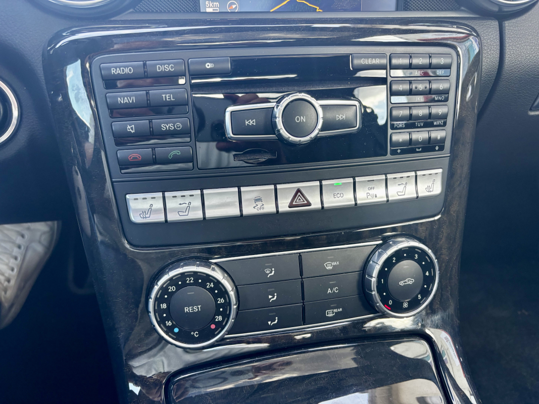 Mercedes SLK — 26