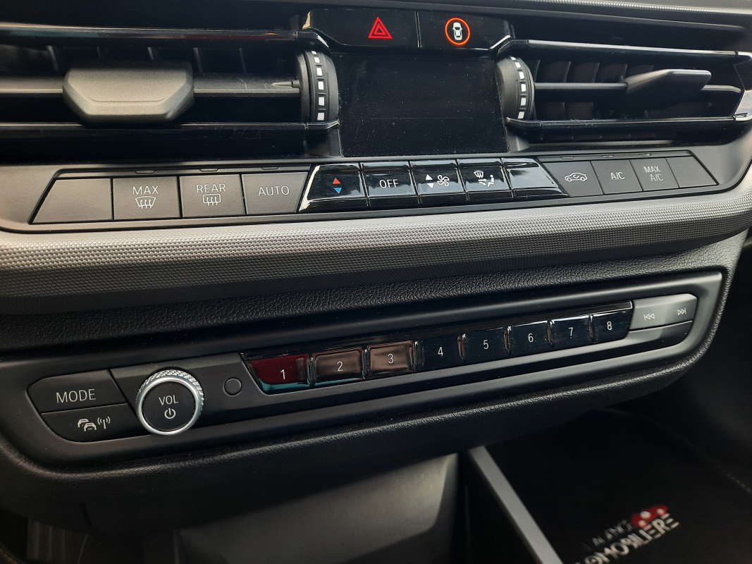 Bmw Série 1 — 28