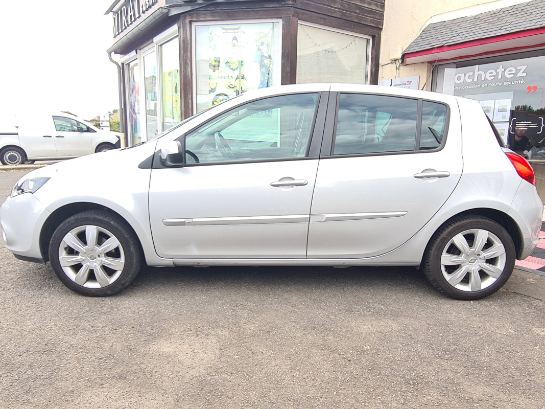 Renault Clio — 2